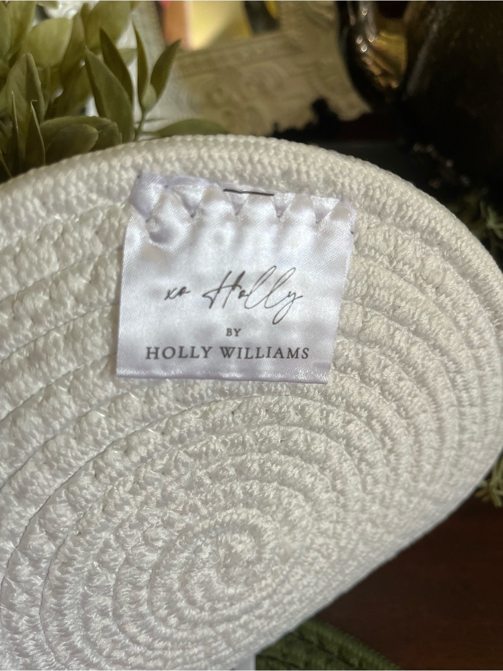 Holly Williams New Fall Oven Mitt and Trivet Set - Picture 4 of 16